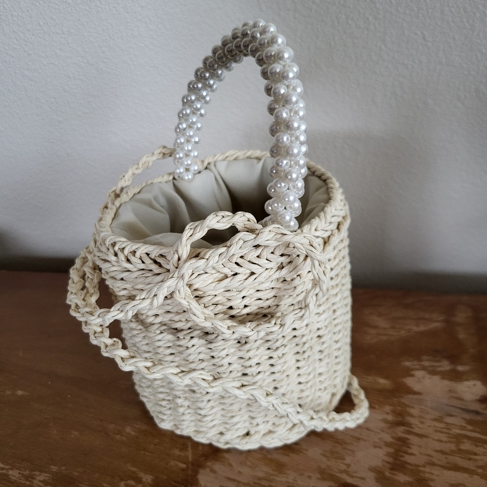 Straw Pearl Handle Basket Bucket Bag - Picture 2 of 5